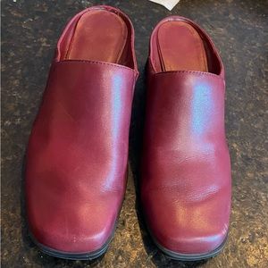 MADELINE SLIDES 6 1/2 M